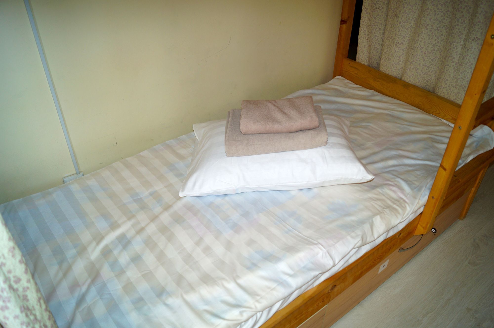 Hostel Nice Travel Astana Buitenkant foto